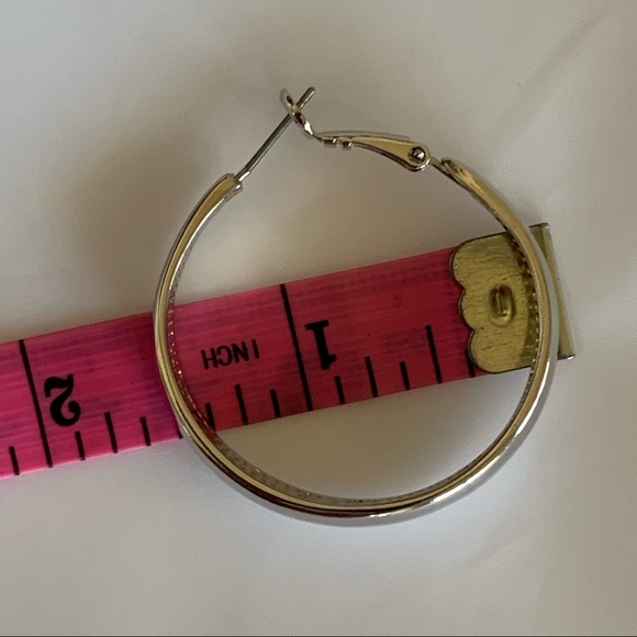 Brand New Silver Mirror Finish Large Hoops - Picture 9 of 10